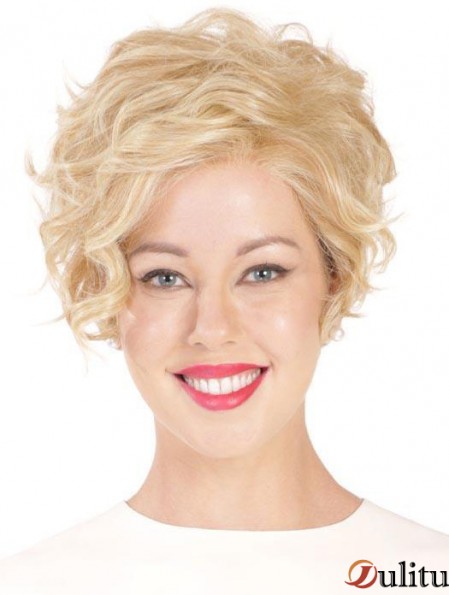 Perruques bouclées blondes monofilament bouclées de flexibilité synthétique