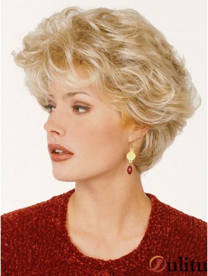 Perruques synthétiques de coupe classique de longueur courte de couleur blonde pour les vieilles femmes