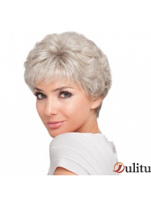Style de cheveux courts pour les femmes âgées avec une coupe grise sans capuchon synthétique