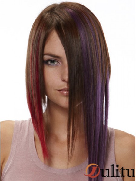 Pince à cheveux rouge remy droite moderne dans les extensions de cheveux